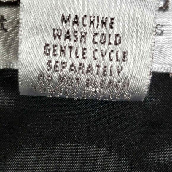 Chicos Travelers Black Full Zip Vest Women’s Size 2 Large Quilted Diamond - Picture 7 of 8